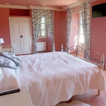 Rural La Condesa * روندا